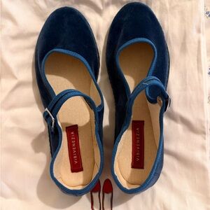 Venezia Women's Blue Velvet Mary Jane Flats New